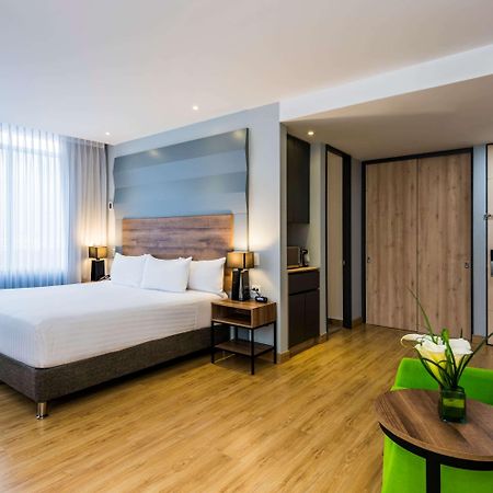 Hotel La Quinta By Wyndham Medellín Zewnętrze zdjęcie