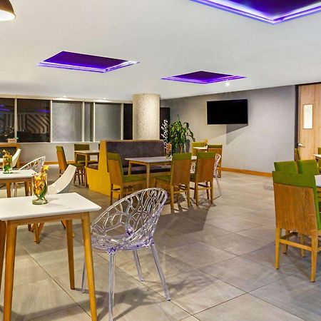 Hotel La Quinta By Wyndham Medellín Zewnętrze zdjęcie