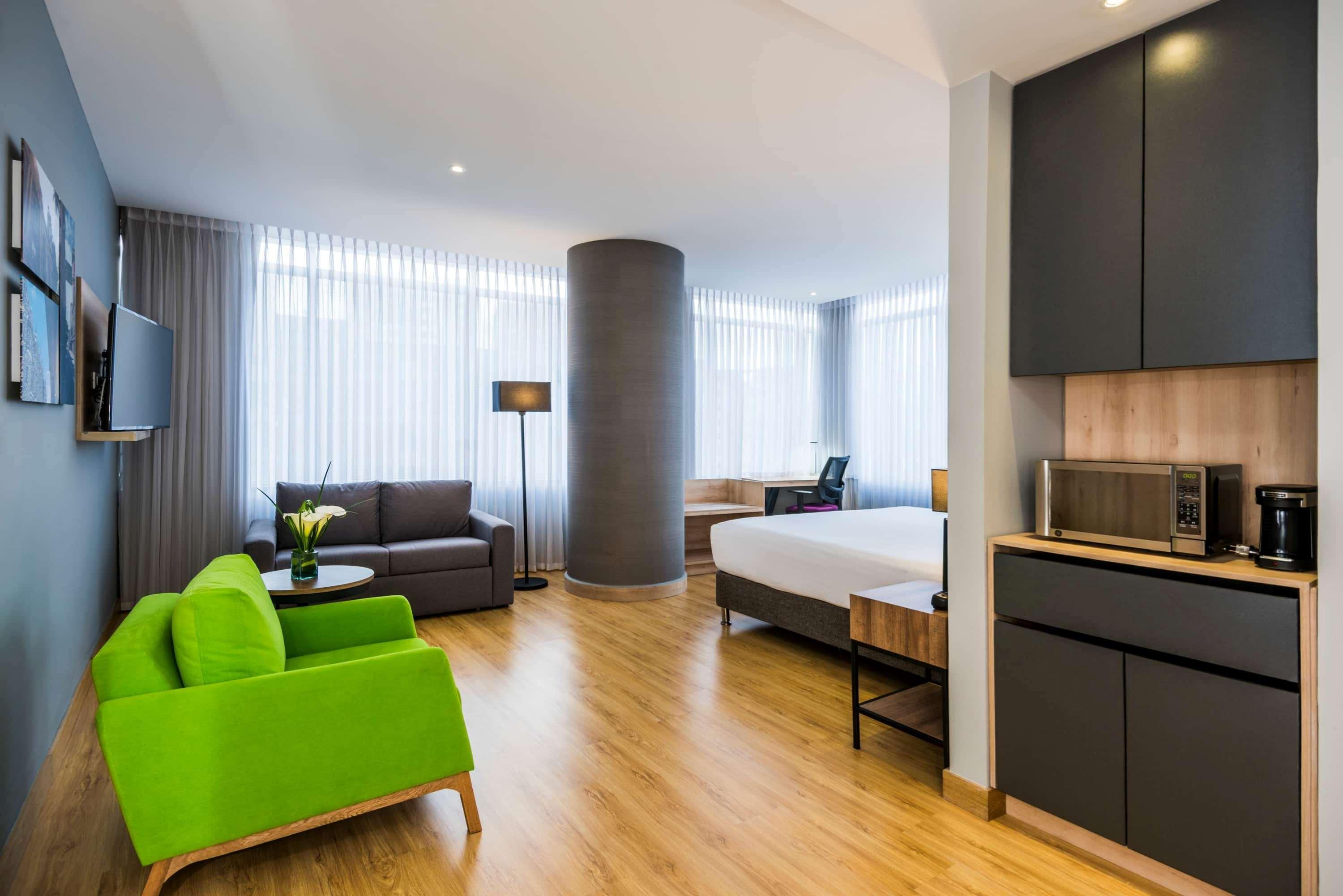 Hotel La Quinta By Wyndham Medellín Zewnętrze zdjęcie