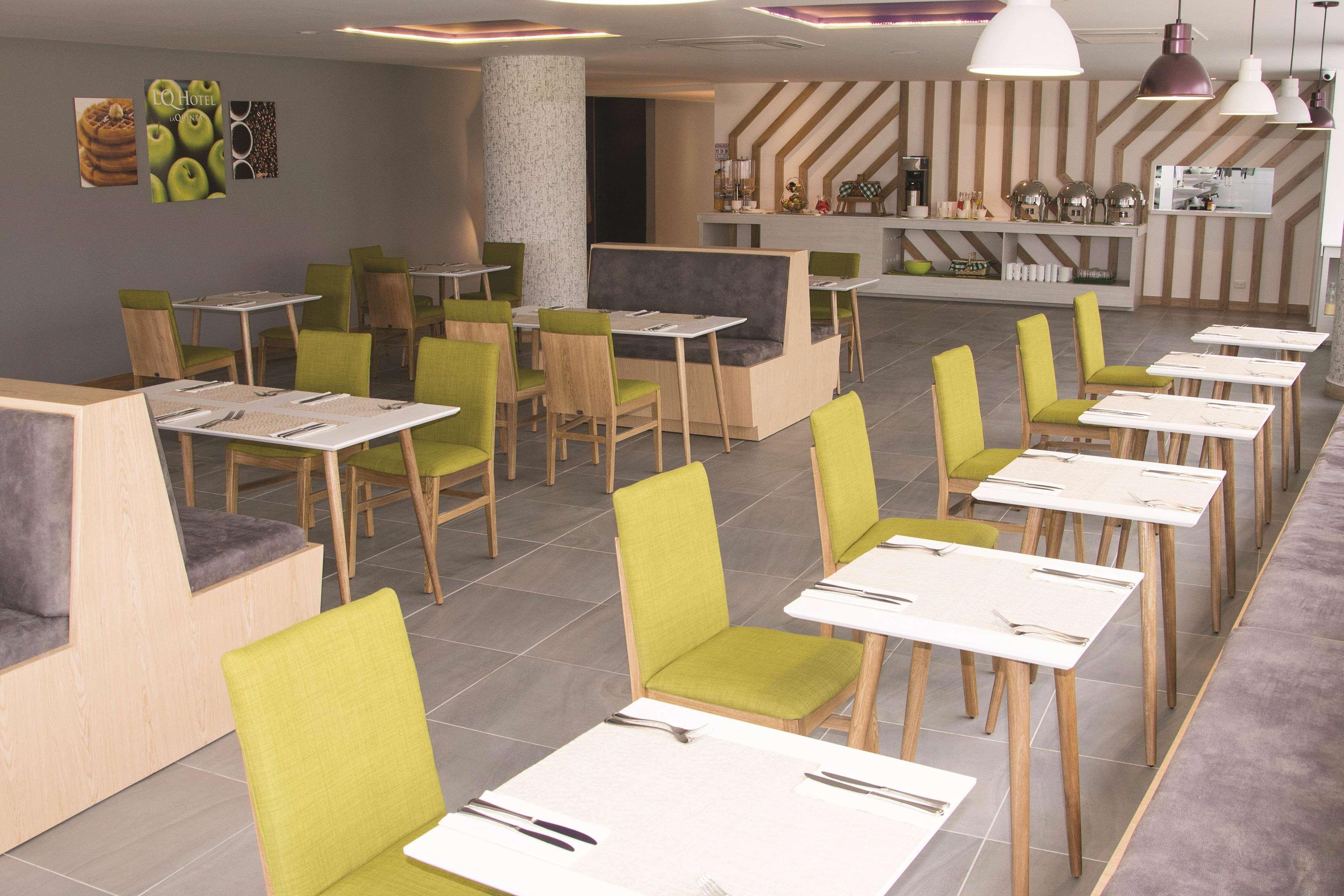 Hotel La Quinta By Wyndham Medellín Zewnętrze zdjęcie