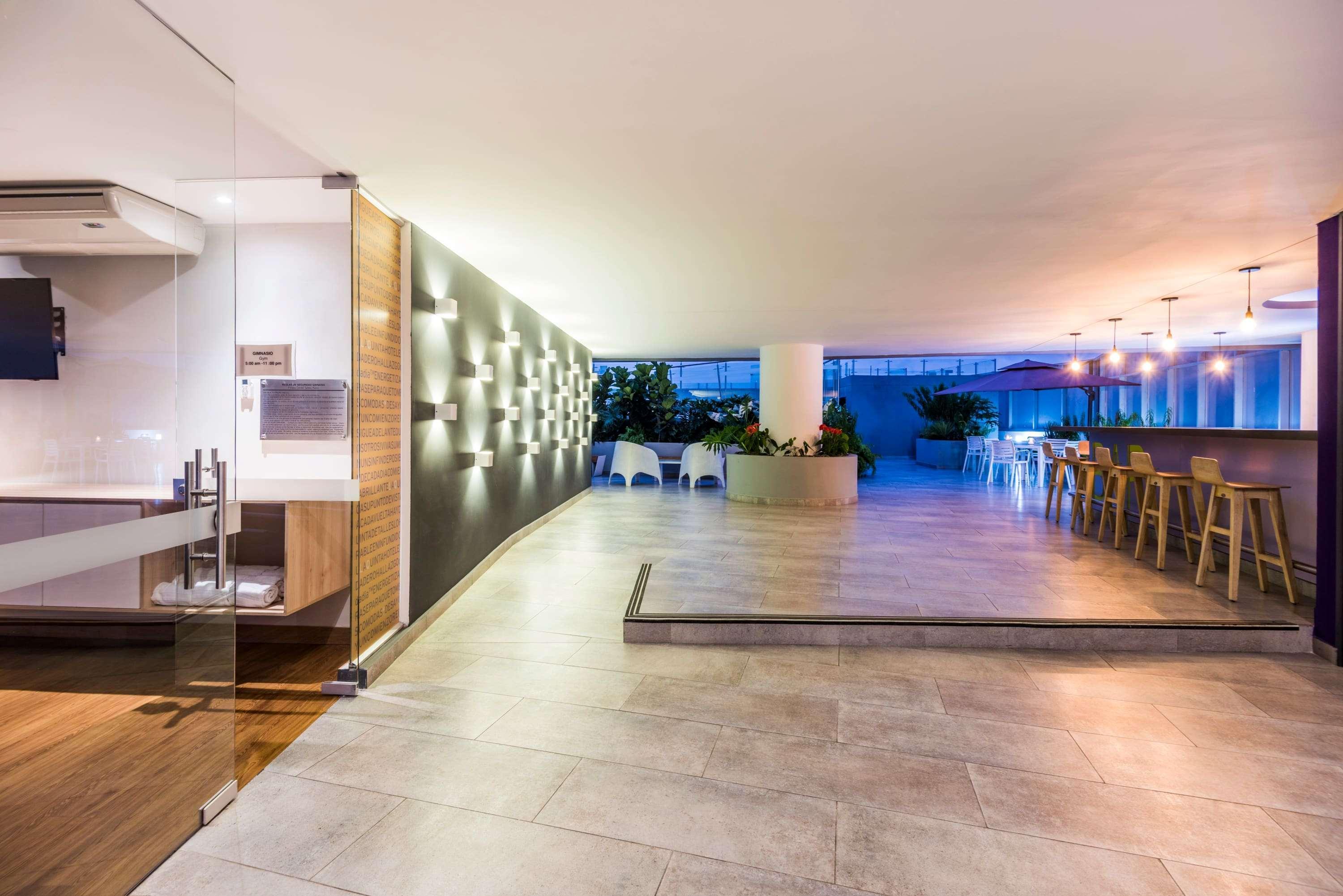 Hotel La Quinta By Wyndham Medellín Zewnętrze zdjęcie