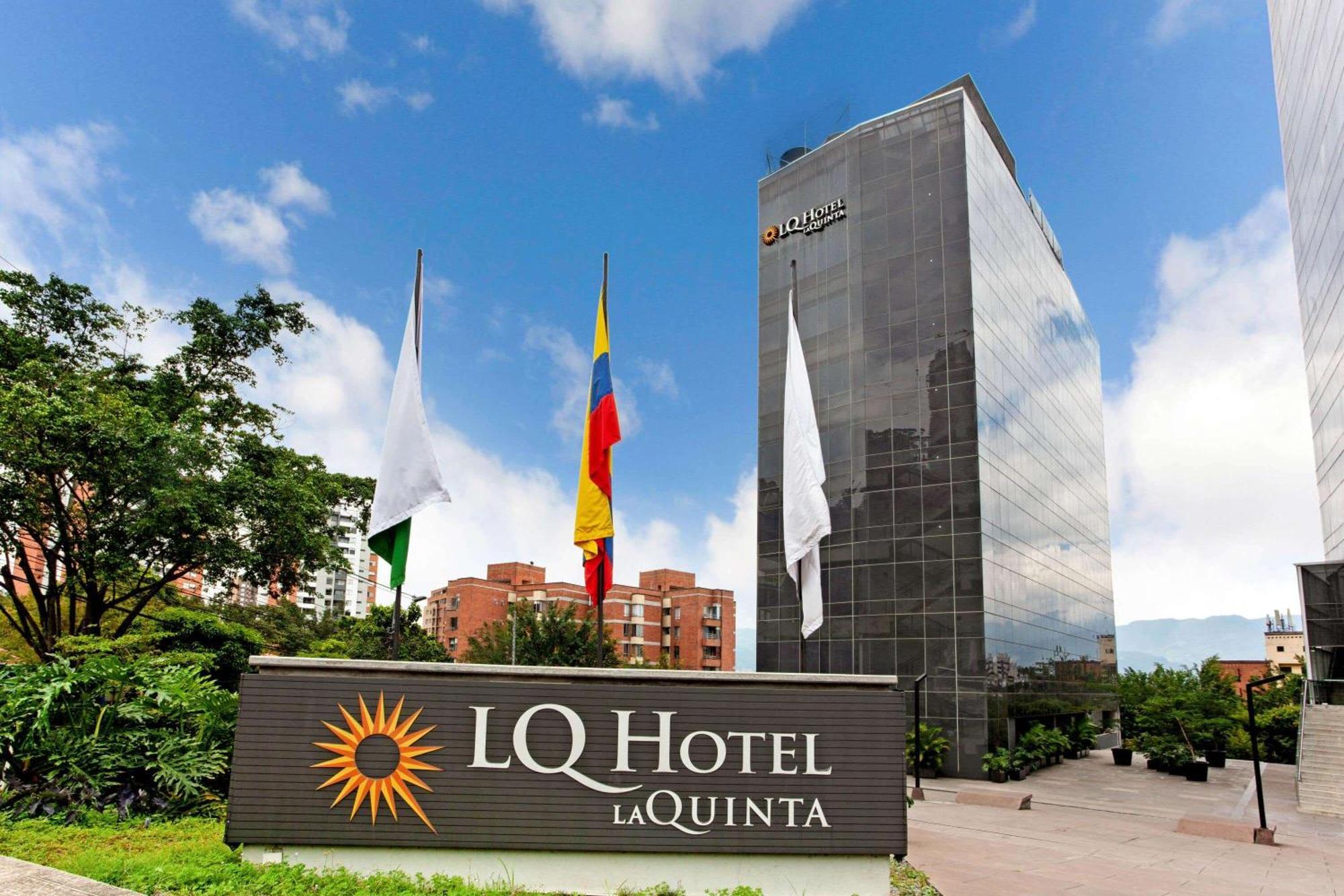 Hotel La Quinta By Wyndham Medellín Zewnętrze zdjęcie